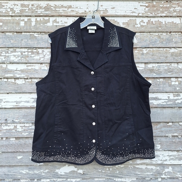 distinct Jackets & Blazers - 🌟 Distinct Black Vest with Silver Blingy Accents Size 1X